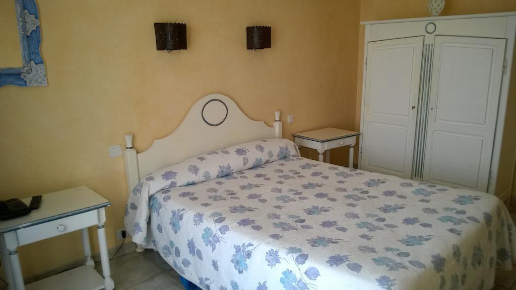 Les Cavalets Hotel 2*